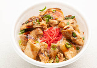 ちょっと地味？やけど、特盛はなかなかの食べ応えやん。吉野家の『ねぎ塩から揚げ丼』masaの食べ歩き記録