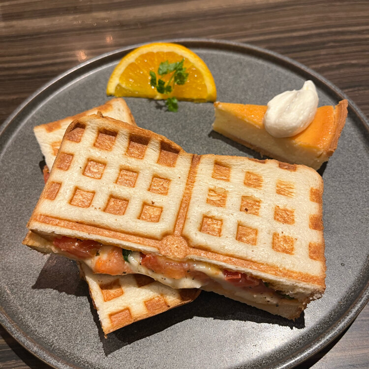 鬼追い饅頭 松風堂: ともくんのぱぱ