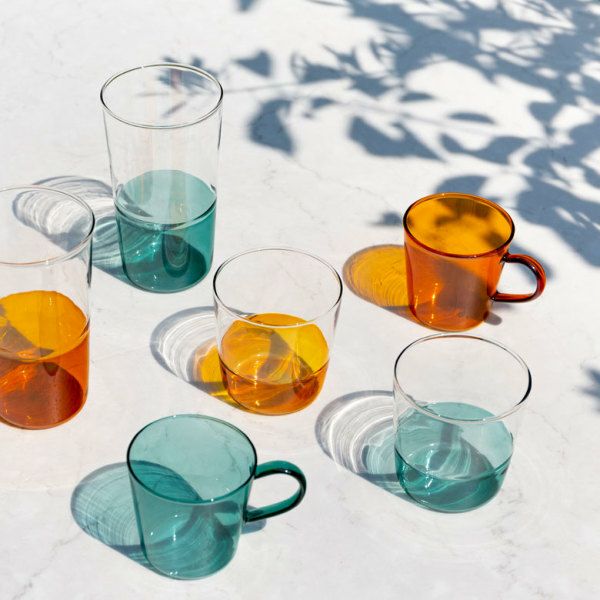 送料無料 グラス タンブラー ガラス コップ 来客用 ガラスコップ かわいい ガラスタンブラー ガラス食器 おしゃれ レリーフ 透明 琥珀色 カラフルビール ワイン 日本酒 お酒 冷酒 お茶 コーヒー ギフト プレゼント 贈り物 楽天市場送料無料 グラス タンブラー