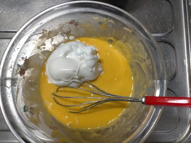 絶対に失敗しない！ふわふわ食感の笠原流 カステラ卵 の作り方 - YouTube