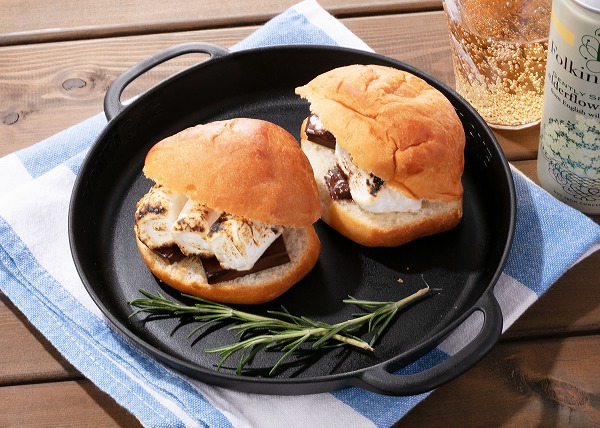 ♪ふわっふわ！★マスカルポーネパンケーキ★いちごジャム添え♪