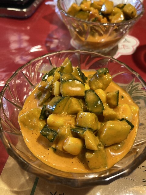 魅惑のグリーンサラダ - エル・アミーゴチェーン ブロンコの口コミ - トリップアドバイザ