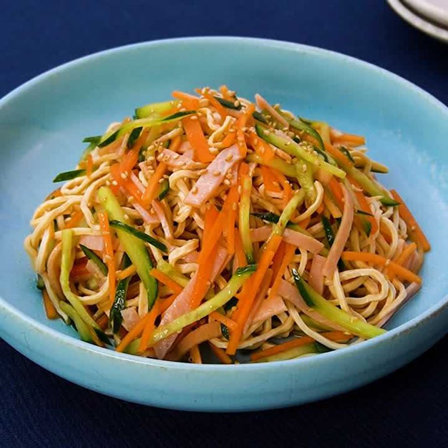 トーカンスーで晩酌のアテにする、見立て麺に - 過労死予備群の「食から笑顔になる生活」