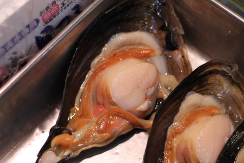 平貝、全貌です。寿し屋のなか村