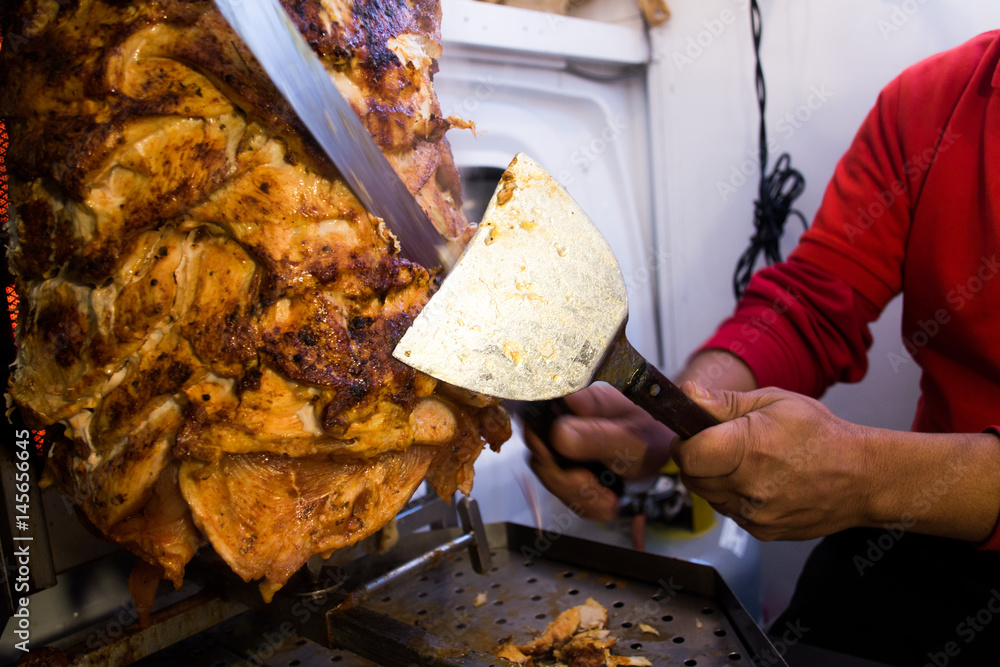新潟初「ケバブグランプリ」肉2トンが回るフードイベントが開催！街ニュース新潟の街ニュース＆ローカル情報 KomachiWeb こまちウェブ