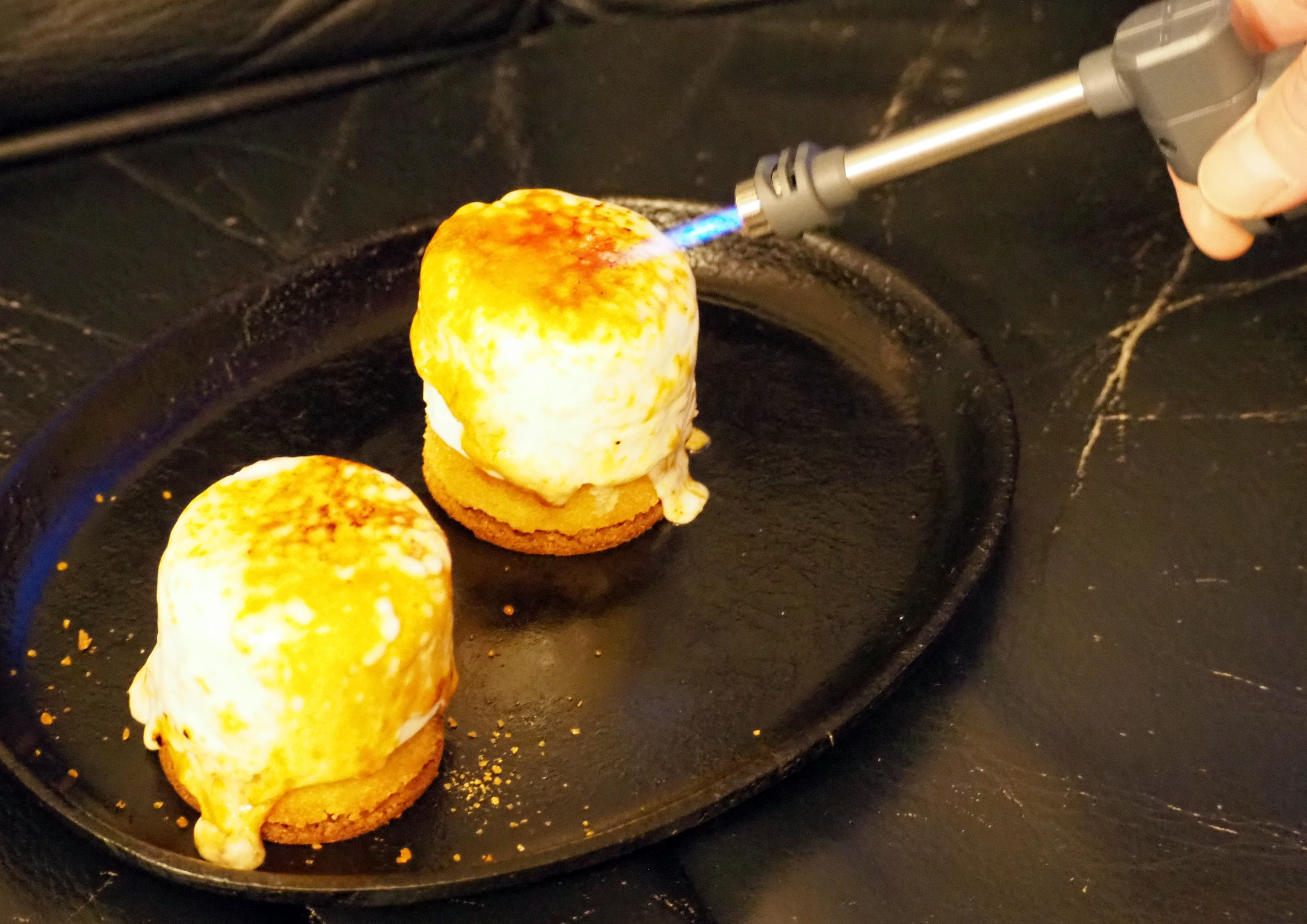 KC-800 炙りマスターPro ガストーチ ねじ込み缶式 新富士バーナー 強力集中炎 ソフト炎 KC-800 -通販モノタロウ