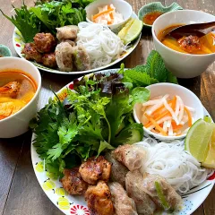 オバマも食べたベトナム料理！ハノイおすすめブンチャーの名店６選ベトナムトラベルjp 旅行ガイド