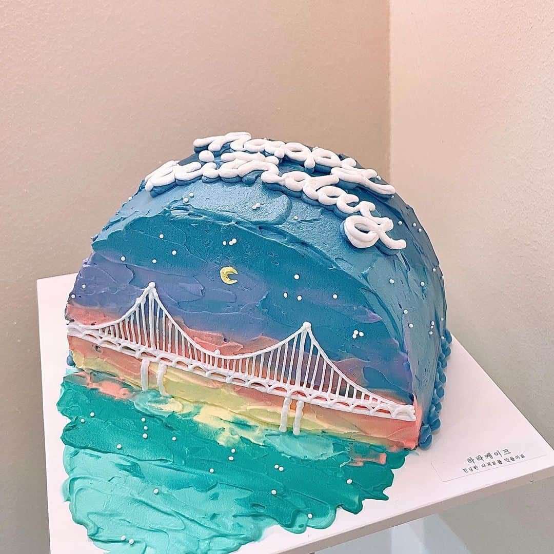 韓国のハーフケーキが話題♡誕生日にもぴったりな最新スイーツをCHECKMERY