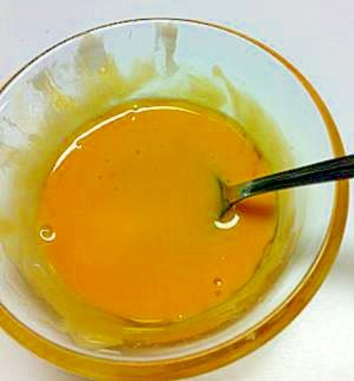 にらのおひたし卵黄ソース和え