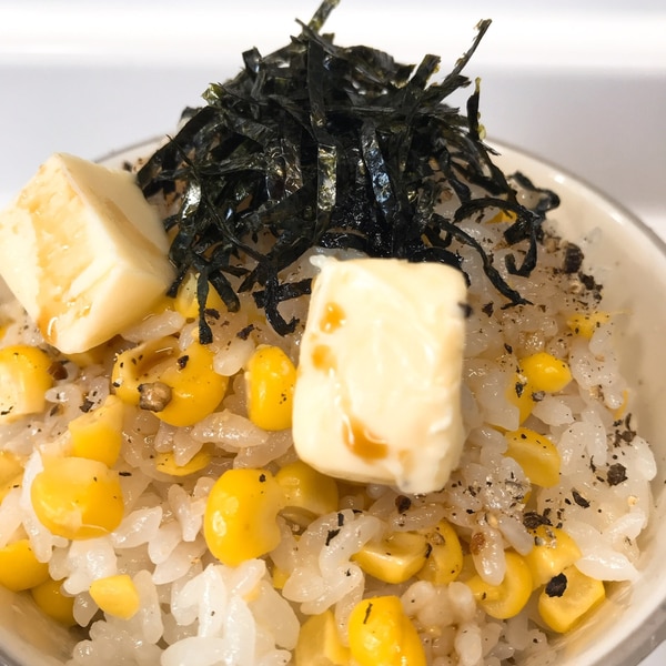 コーンとバターの炊き込みご飯