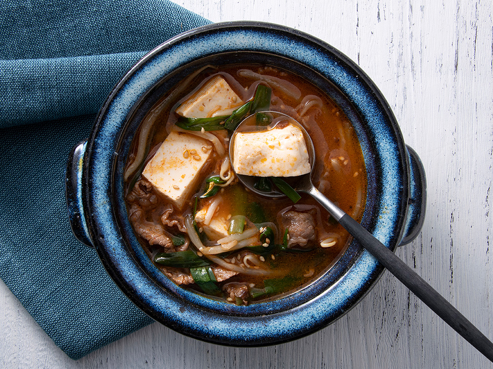 ベーコンと野菜の味噌汁、バター風味