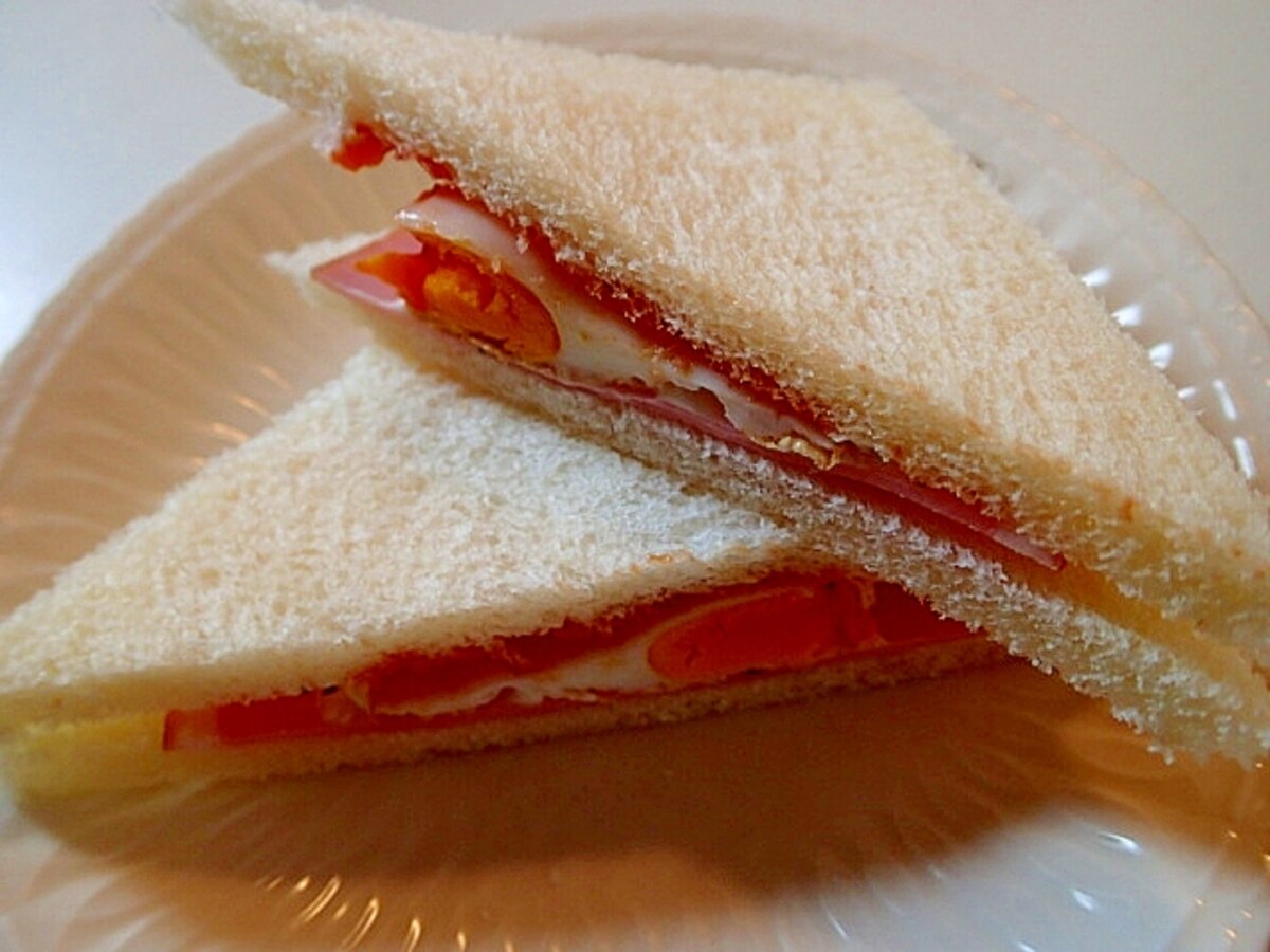 マスカルポーネチーズの生ハムバーガ