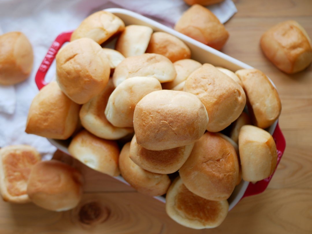 マスカルポーネロールの アレンジレシピの希望が あったのでまとめてみたよ❤️ 基本的にはそのまま 食べることが多いけど 頑張れそうな日はアボカド切ったり卵焼いたりしてる😁❤️ やっぱりアレンジすると より美味しいよね 笑でさ最後にのせてた ガーリック