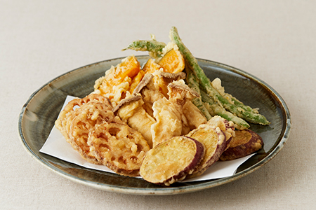 副菜は簡単に♪「天ぷら」にぴったりな献立レシピ15選 - macaroni
