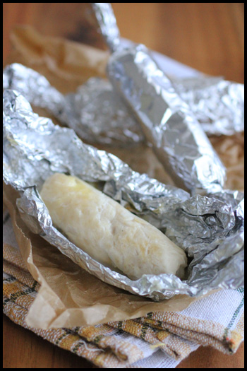 トースターで完成、さっぱりおいしい「鶏むね肉とトマトチーズのホイル焼き」ママリ