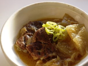 基本からアレンジまで！思わずつくりたくなる「牛すね 圧力鍋 -シチュー」のレシピ集クックパッド