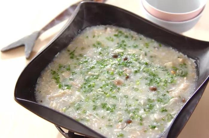 家事ヤロウ」で話題！驚きの塩水パワーで絶品「手羽の海水焼き」の作り方 - E・レシピ 1 1ページ