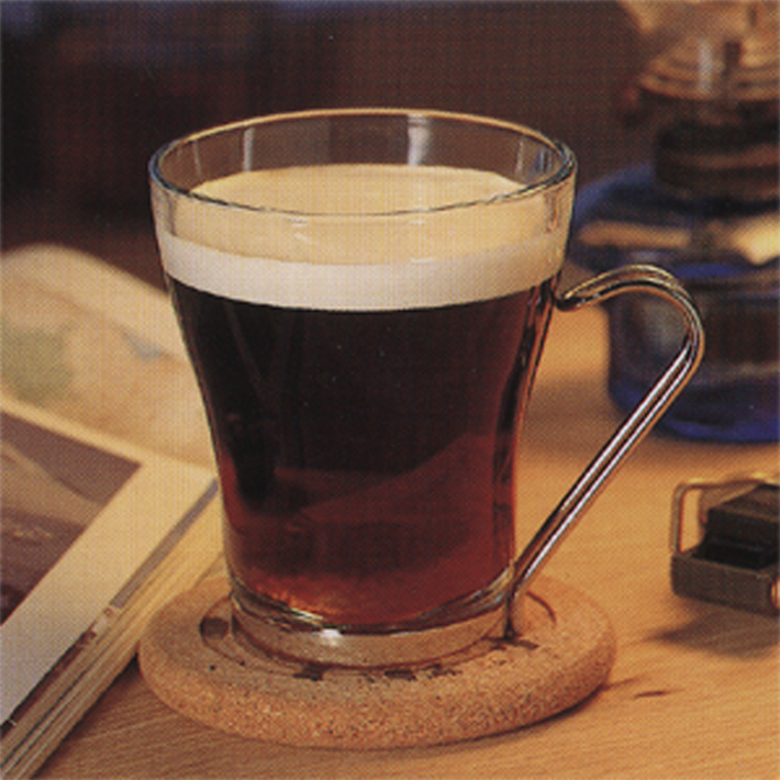 アイリッシュコーヒーとは？作り方・飲み方やアレンジレシピを解説