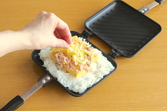 極うまガーリック焼きおにぎり