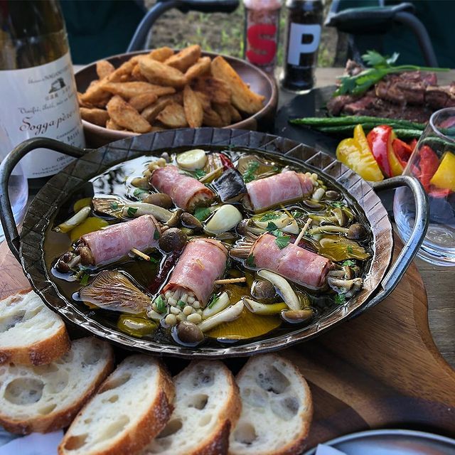 バーベキューやキャンプで使えるよ♪ おしゃれでおいしいアウトドアレシピキナリノ