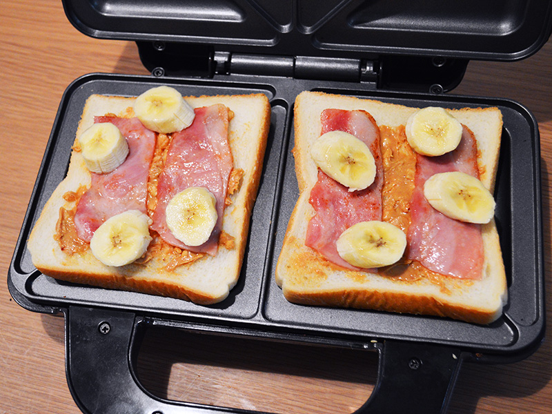 ホットサンドメーカーで作るスイーツ3選 アップルパイなどキャンプのおやつ・デザートにぴったりなレシピ - ハピキャンキャンプ・アウトドア情報メディア