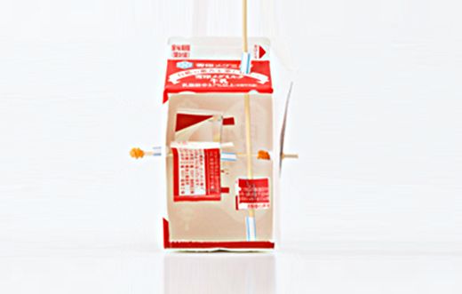 牛乳パックで作ろう・楽しい工作～メグミルクぱそこん相談室