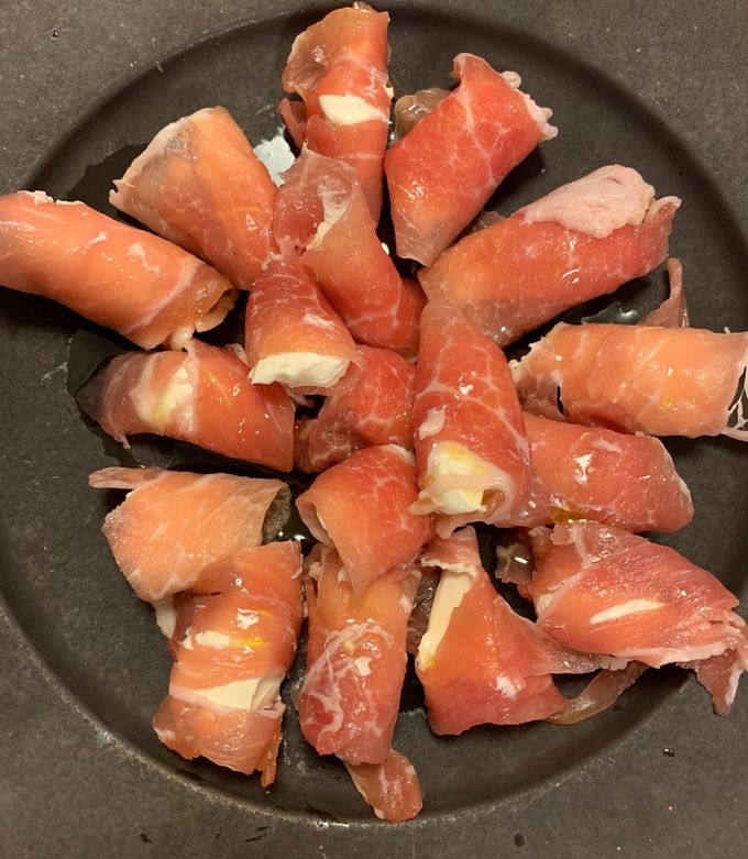 さつまいもと生ハムのはちみつレモンサラダ