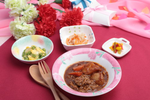 母の日のごはんに 簡単に作れるごちそうレシピ5選ぐっち夫婦のオフィシャルレシピサイト -レシピブック オンライン