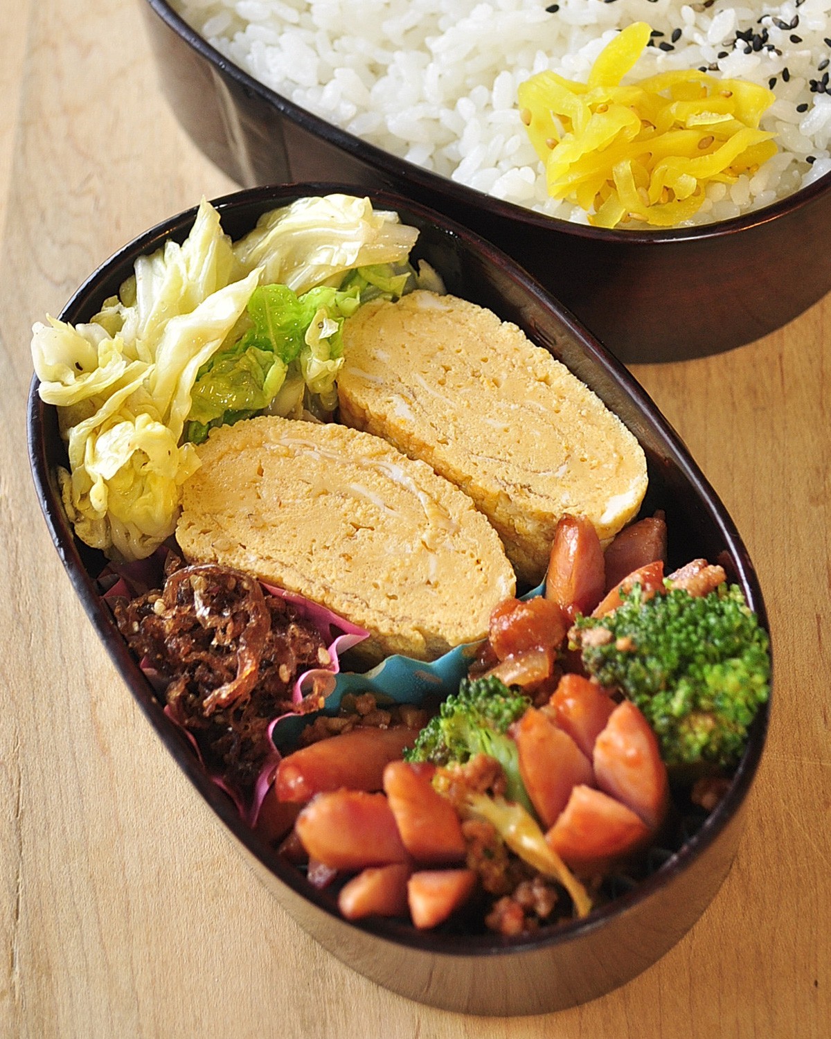 フードマンのお弁当。🍝 お弁当に使ってる冷凍卵焼き冷凍たまご焼き の作り置きレシピメモです☺️📝材料 たまご焼き2本分 ・卵4個 ☆片栗粉 大さじ1 ☆めんつゆ 3倍濃縮大さじ1 ☆マヨネーズ 大さじ1 ☆砂糖 大さじ2〜 お好みでInstagram