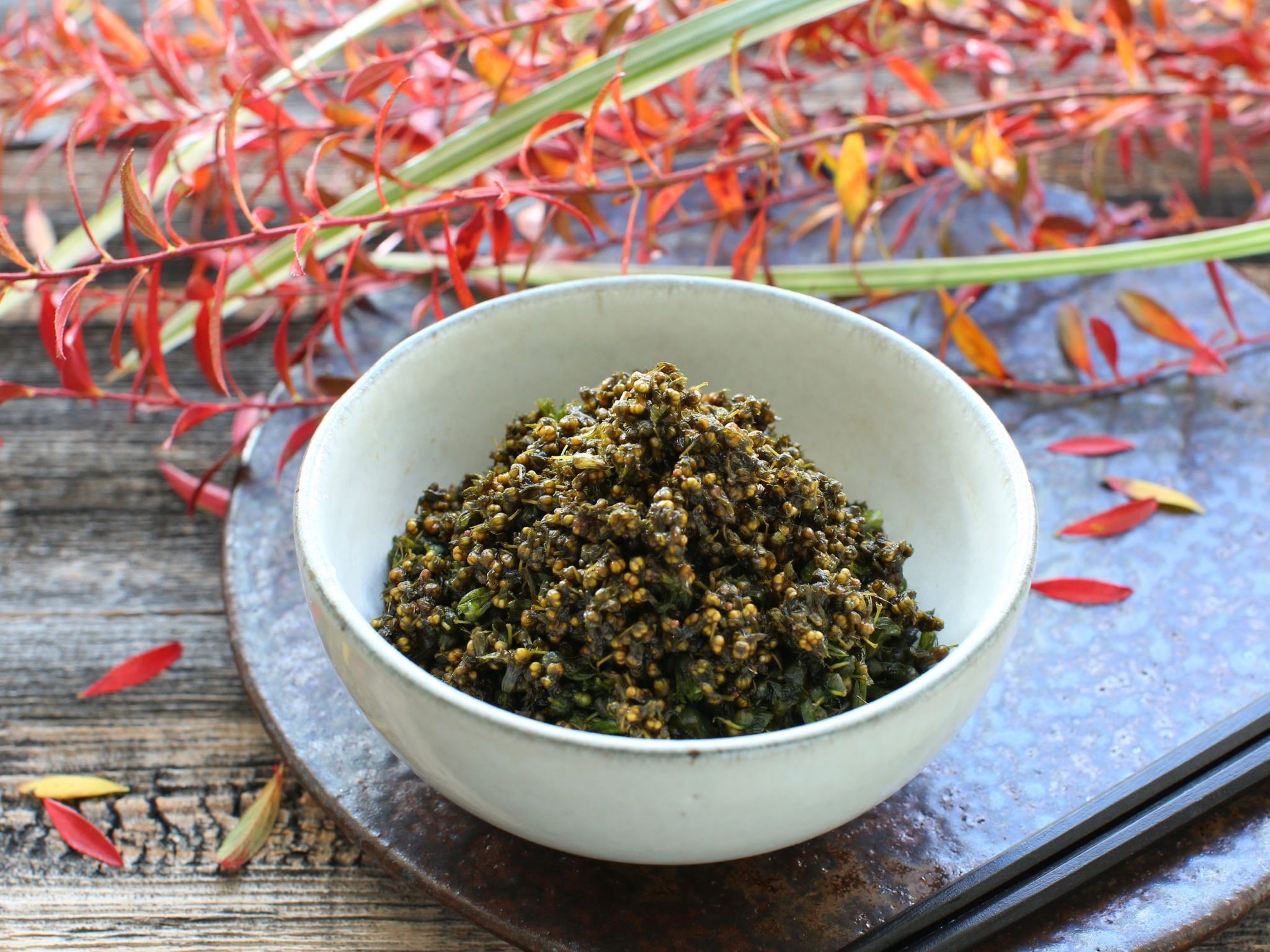 シソの実入り青南蛮味噌 - 鳴沢樹型の里加工部・富士に一番近い村鳴沢で地産の食材を加工しています