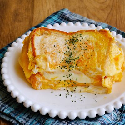 子供の朝ごはんに助かる♡「食パンアレンジ」レシピ22連発 - LOCARI ロカリ