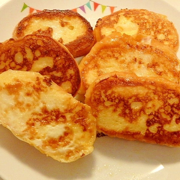 冷凍ディナーロールのフレンチトースト