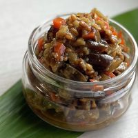 T6026_金山寺みそ 476g × 2袋 計 952g 小分け おかず味噌 そのまま 食べるみそ みそ ご飯 お茶漬け 生野菜 ちりめん 焼魚まろやか 甘味 旨味 芳醇な味わい 国産 安心 紀州名物 加工食品 食品垣内みそ店 お取り寄せ お取り寄せグルメ 和歌山県 湯浅町 送料無料和歌山県