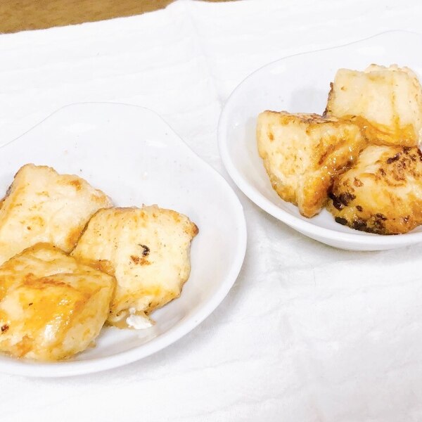 ワンパンで🍳 もっちり揚げ出し豆腐水切り不要、フライパン一つで揚げずに作っちゃおう🍽️ ワンパンで焼くだけ簡単めっちゃおいしいから保存してぜひ作ってみてね🩷材料 4人分・豆腐 1丁 木綿でも絹でもOK・片栗粉 大さじ3 ・油 大さじ2 ⚪︎めんつゆ 3倍