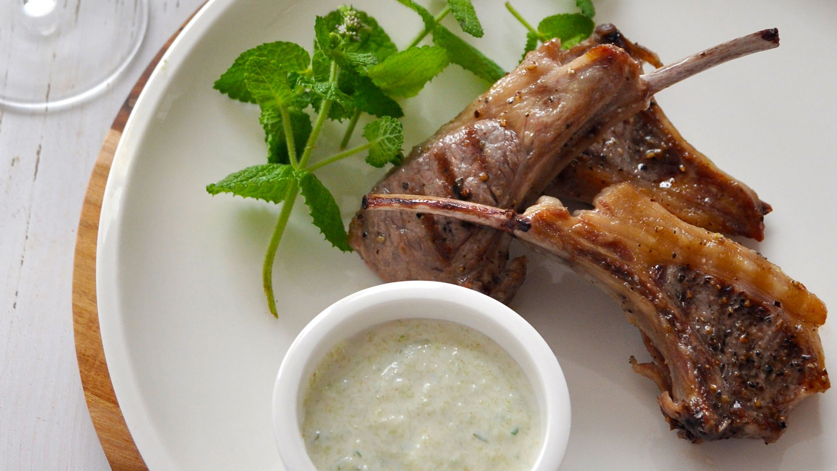 ラムチョップオレンジ風味ソース