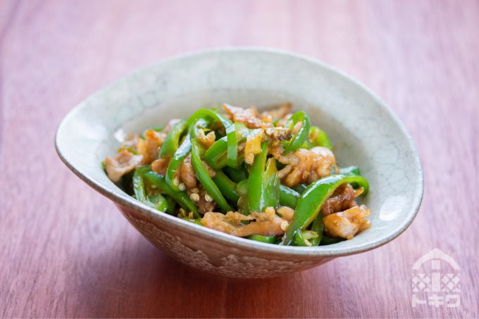 なすとピーマンのカラフルサラダ