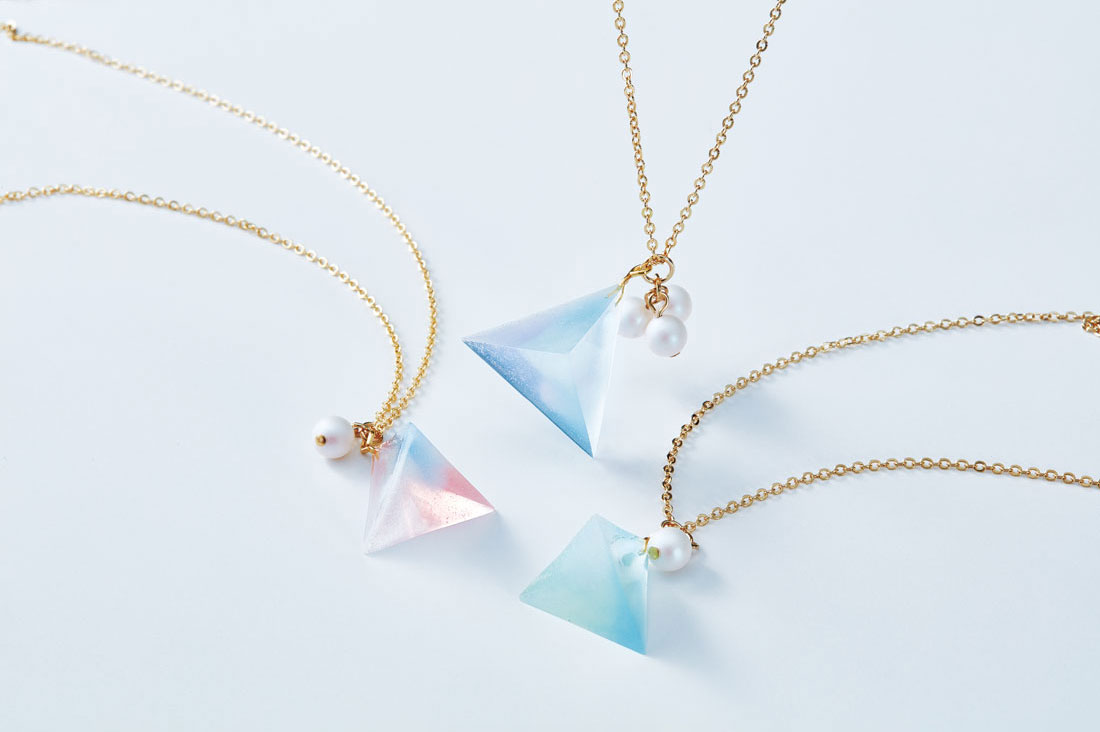 じゃらん限定 海のレジンアート体験！『海の壁掛け時計』ずっと使える手作りみやげ♪お二人で１個制作プラン 美ら海アートSHOP - じゃらん遊び体験