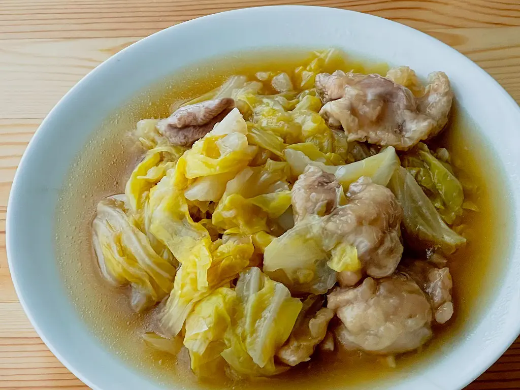 リュウジさんが生食より煮込むと格別！と豪語する「鶏とキャベツのとろとろ煮」作ってみた♪とろっとろ♡『あたらしい日日』こんな時代のニューノーマルな暮らし方。食と農、生活情報をお届けします