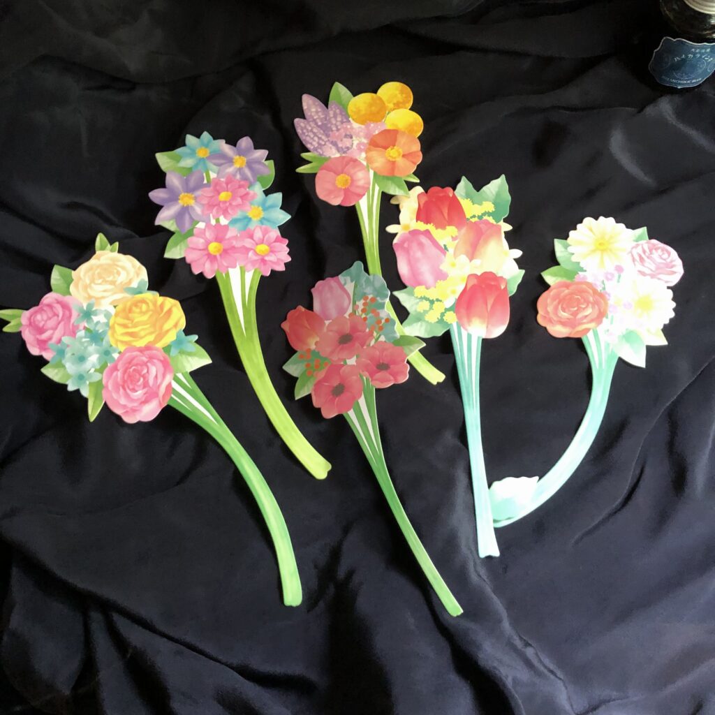 DAISO メッセージカードプレゼントに一個ついてると嬉しいよね🥺 DAISO メッセージカード 110円 税込100均100円ダイソ