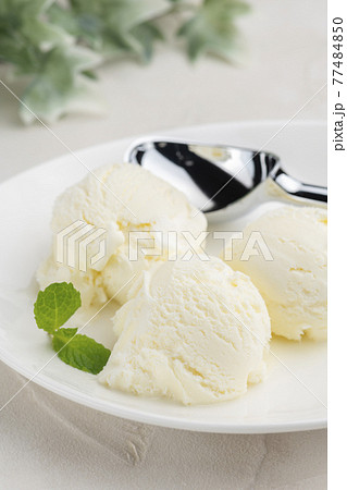 アイスクリームの盛り付けに！和・洋のデザートカップ＆アイスクリームスプーン