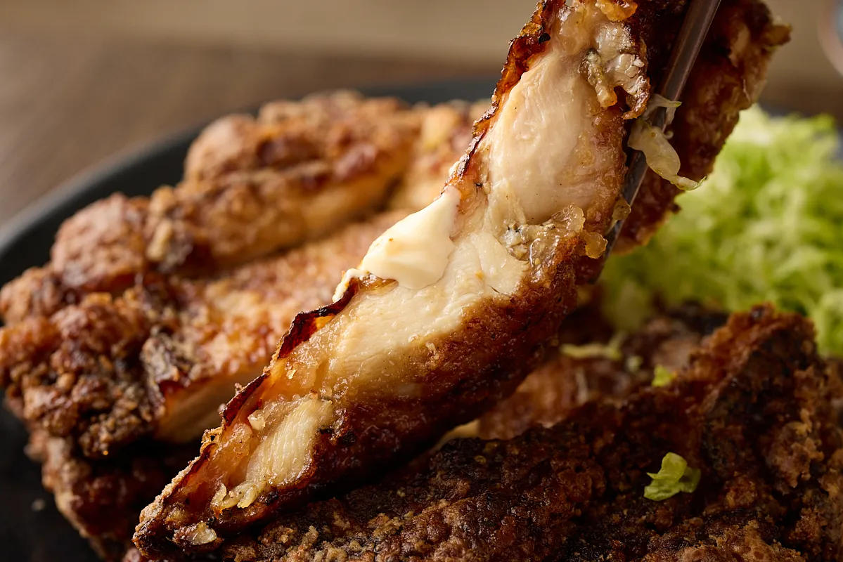 鶏もも肉の山賊焼きmovinow