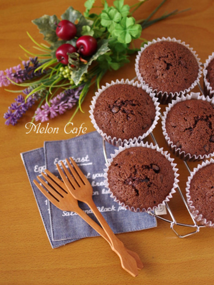 チョコカップケーキ バレンタインにも♪簡単可愛いレシピ8選の人気レシピ・作り方デリッシュキッチン