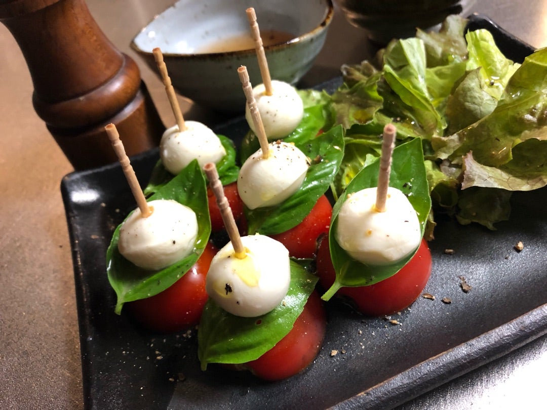 カプレーゼのピンチョス 写真素材2840446- フォトライブラリ