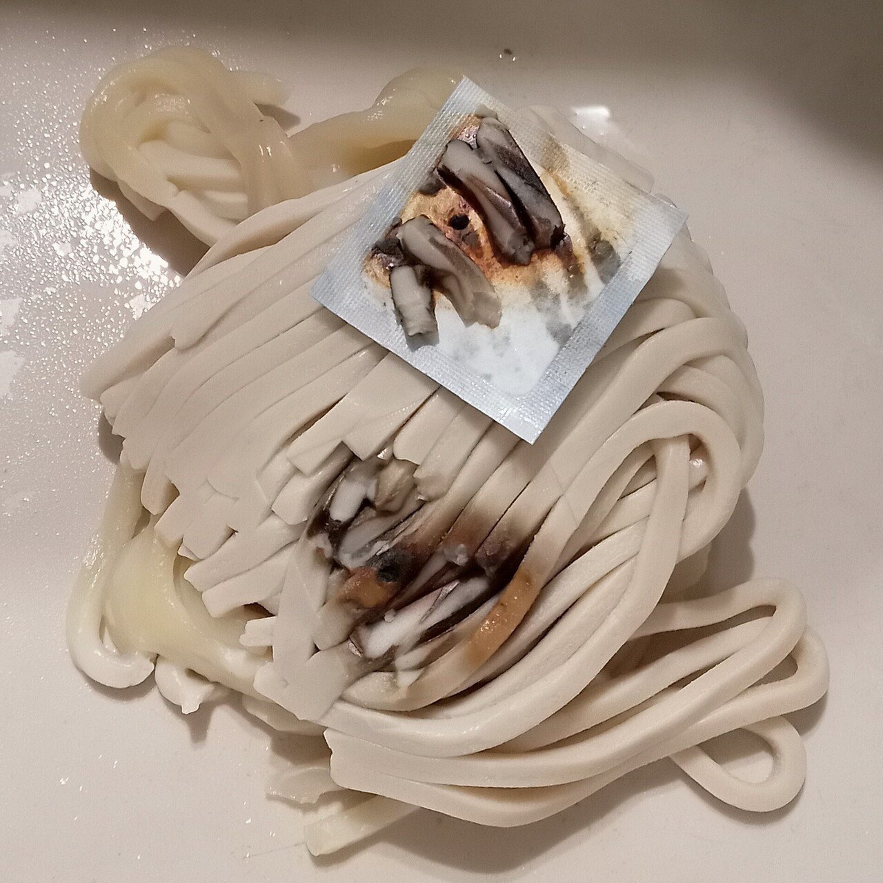 讃岐うどん 乾麺 うどん賞味期限最大2年！ 讃岐うどん80人前 乾麺 常温保存本場の老舗 大喜多製粉所が作る万能讃岐うどん ロングライフ 備蓄麺類 ランチ お昼ごはん 夕飯 晩御飯 なめらか コシ かけうどん ざるうどん 本場の讃岐うどん マイナビふるさと納税