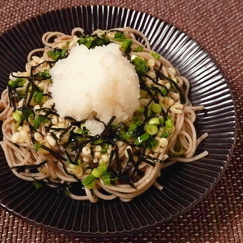 シンプルに美味しい なめこおろし蕎麦