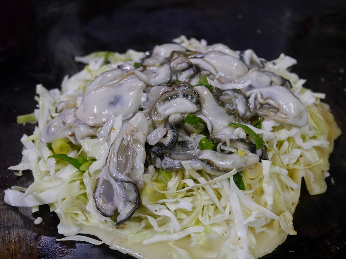 岡山県 日生 ひなせ 町のカキオコ。食べログまとめ