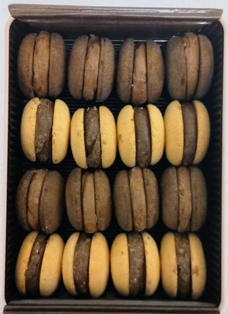 洋菓子店リビエールのマノン 猫缶