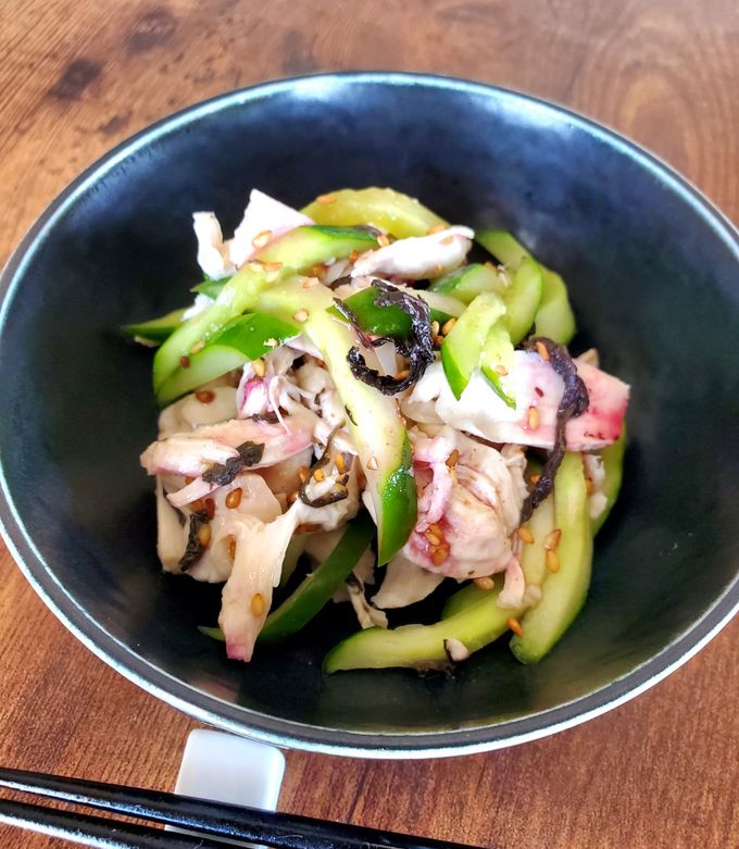 さっぱり美味しい♪きゅうりの梅しそ昆布和え