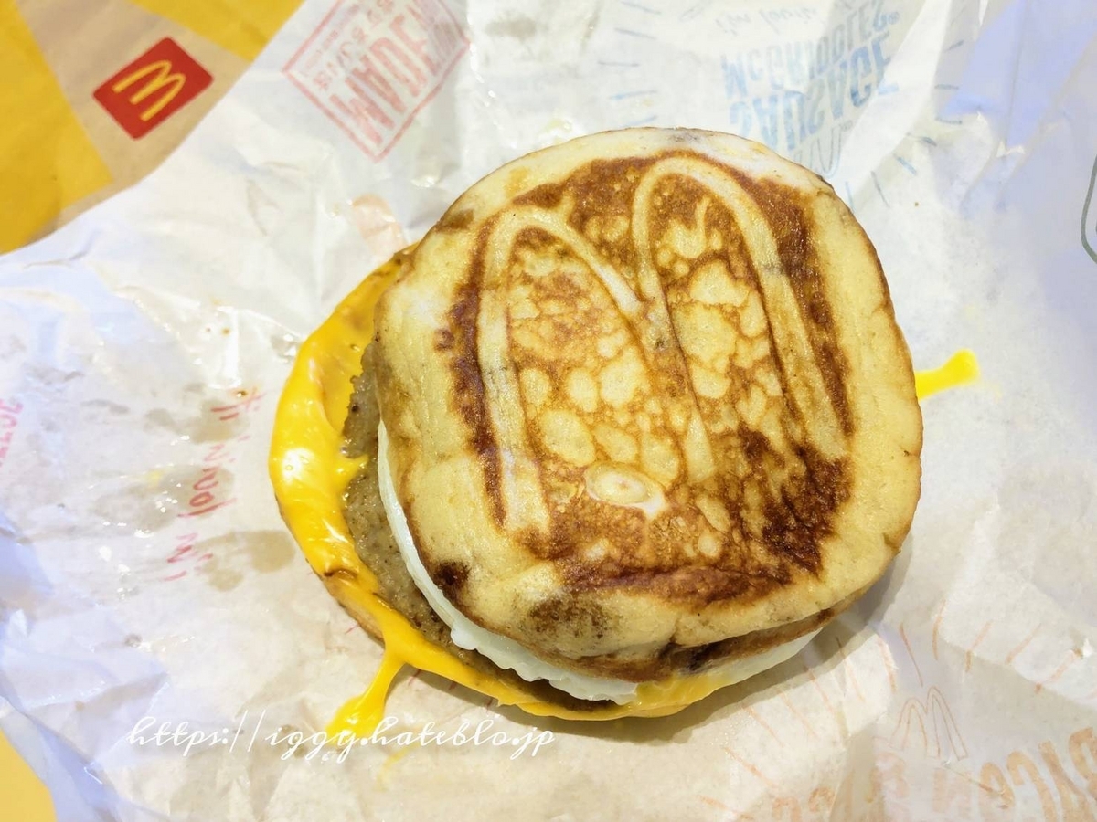 発売当初、賛否両論の嵐だった「マックグリドル」を 10年ぶりに食べてみたらロケットニュース24