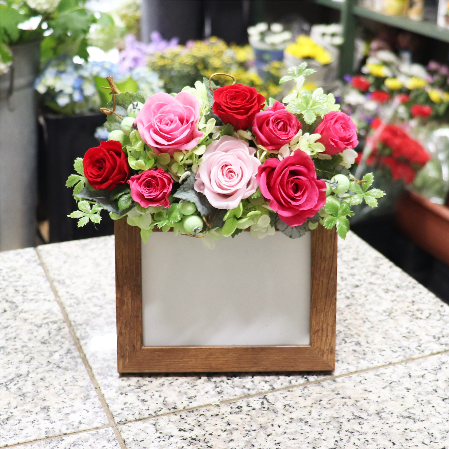 ROSEGIFTパールリボン ブルーローズ バラの花束 青 20本 商品詳細│中洲花屋 ABCフラワー 福岡市博多区中央区天神・北九州市小倉に配達ネット注文可